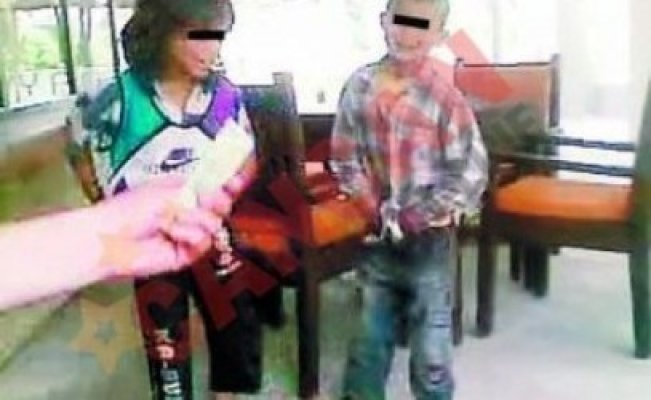 Tânărul care a filmat doi minori mimând sexul a ajuns după gratii